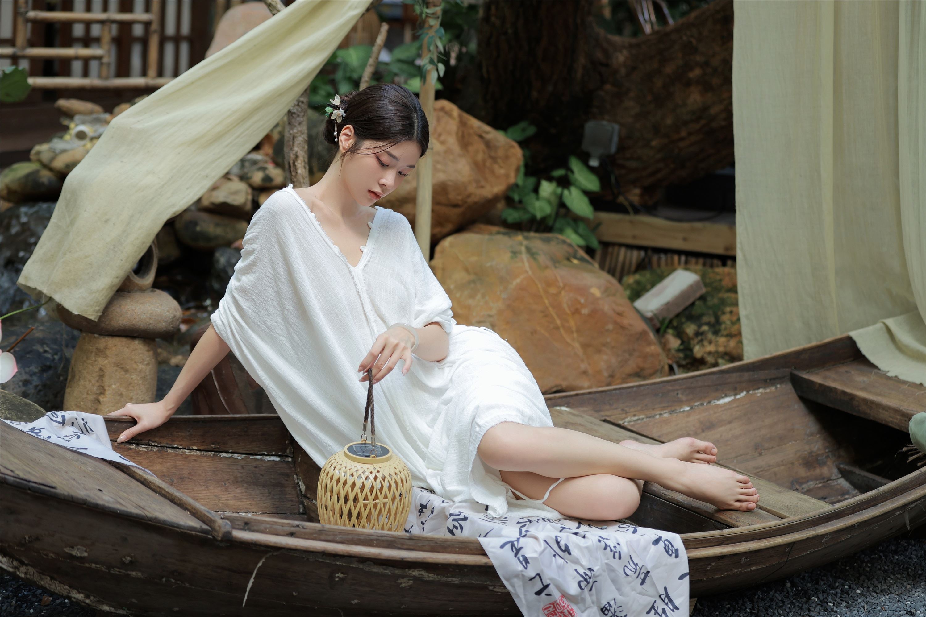 YITUYU艺图语 2025.01.30 画船听雨眠 板板酱